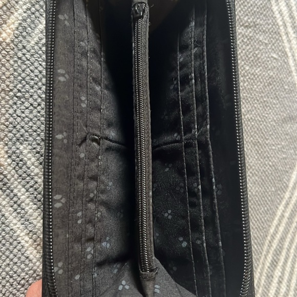 Roxy Wallet - Picture 3 of 6